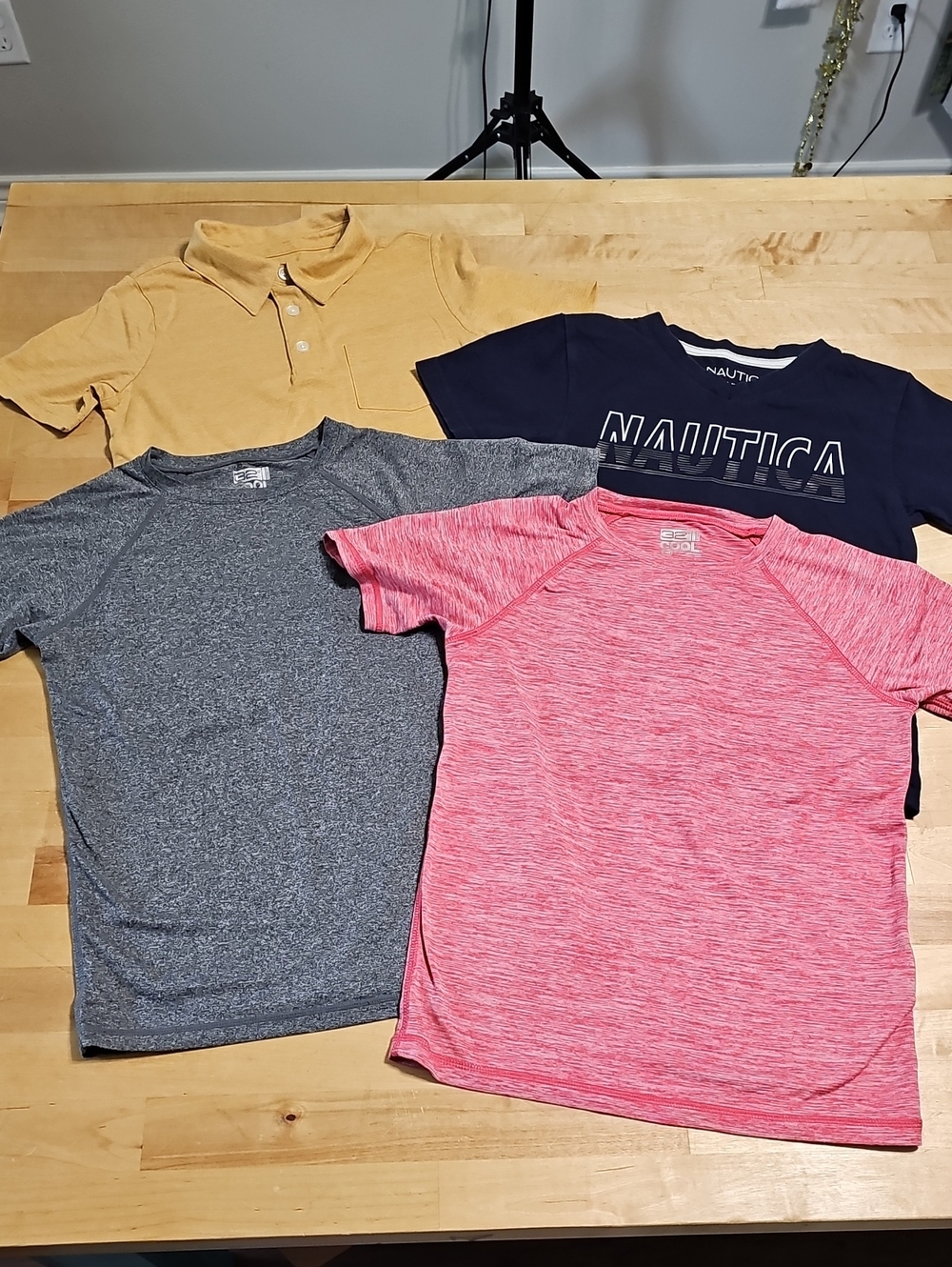 Boys Size 7 Shirt Lot of 4 Short Sleeve Tops